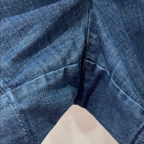Banana Republic Indigo Jean Shorts - Picture 6 of 6